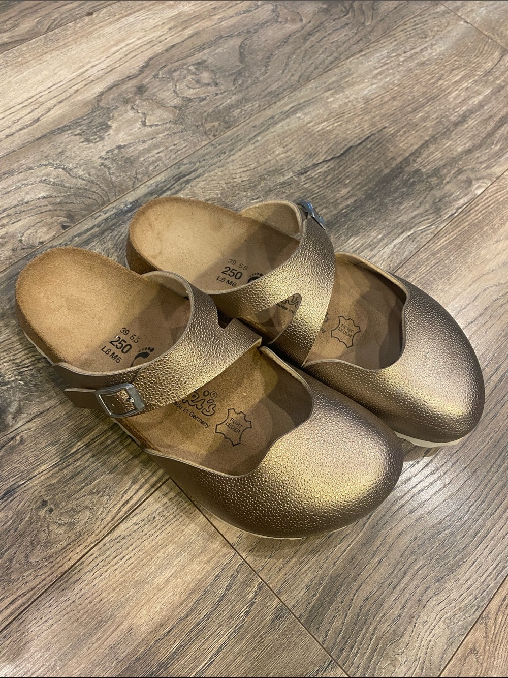 Birkis size 8
